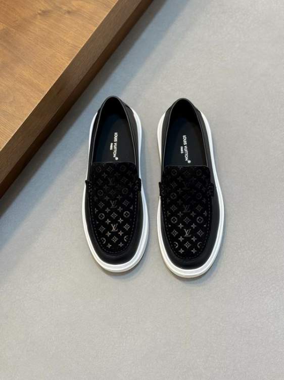 Picture of Louis Vuitton Shoes _SKULVsz38-44hnx060816098